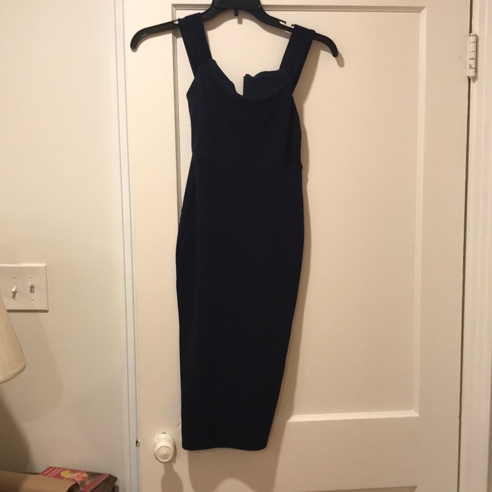 Lulu’s off the shoulder dress in US 4